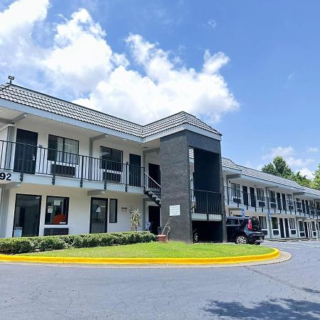 Masters Inn Atlanta - Doraville At I-85 & 285 Exterior photo